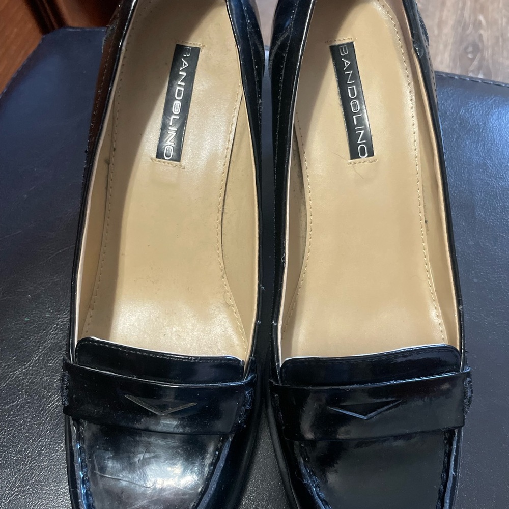 Bandolino Glossy Black Women's Flats